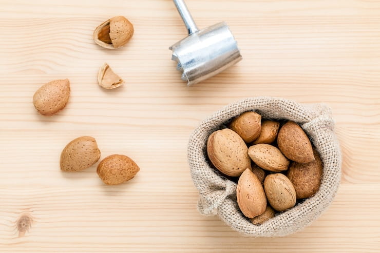 تصویر 3 از خرید و فروش بادام درختی با شرایط فوق العاده